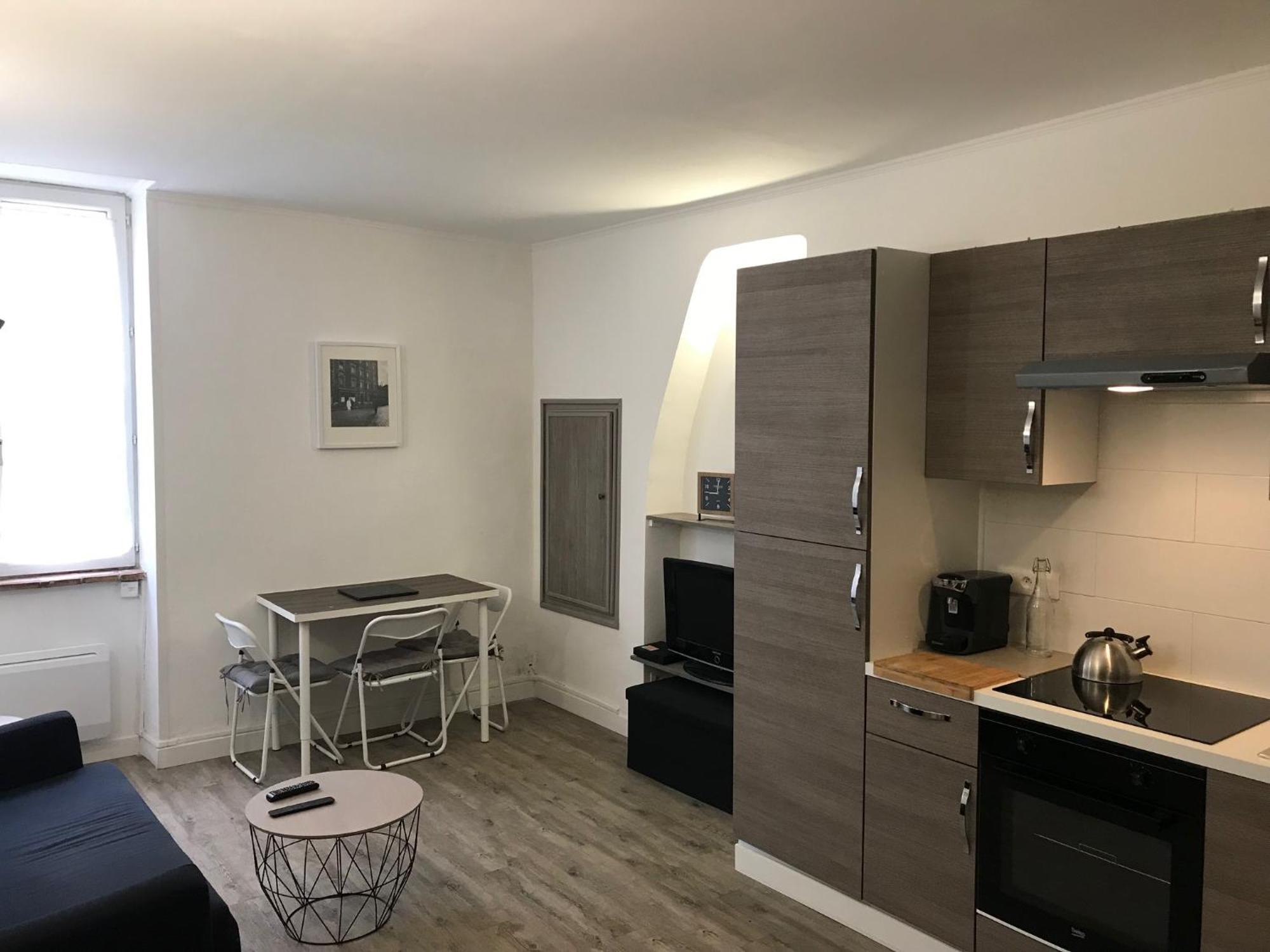 Appartement Climatise Barjac Centre Ville Kültér fotó